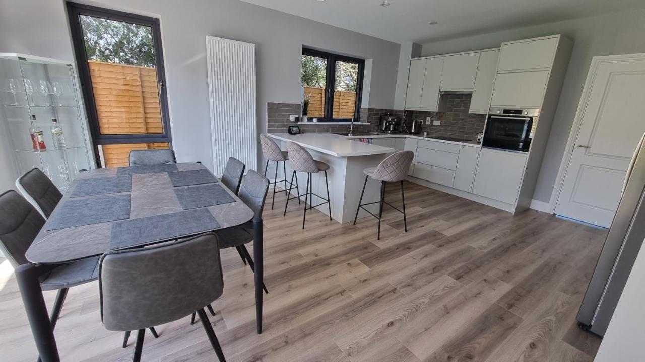Entire Modern Home With Seaview And Parking Wicklow Luaran gambar